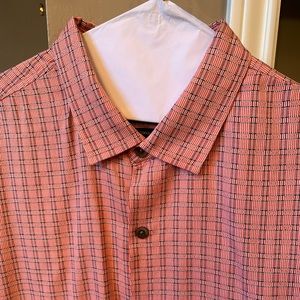 Men’s silk Tommy Bahama shirt